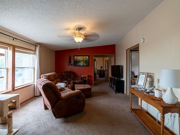 4th image of 2086 Morgan Way