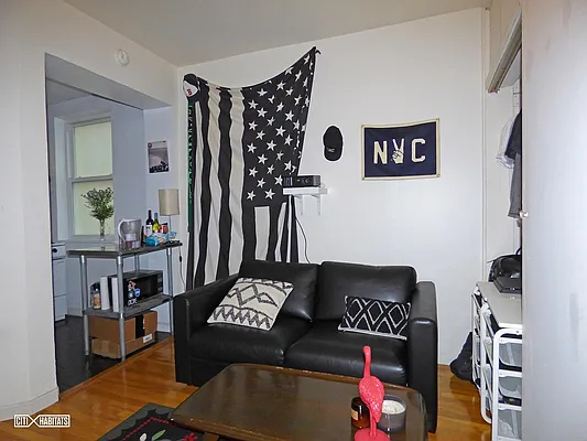 Rented by Citi Habitats | media 23