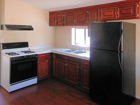 5th image of 1311 W Franklin St