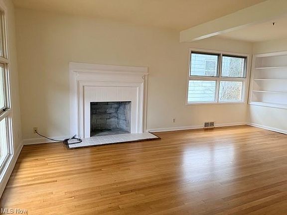 3rd image of 1768 Liberty Dr