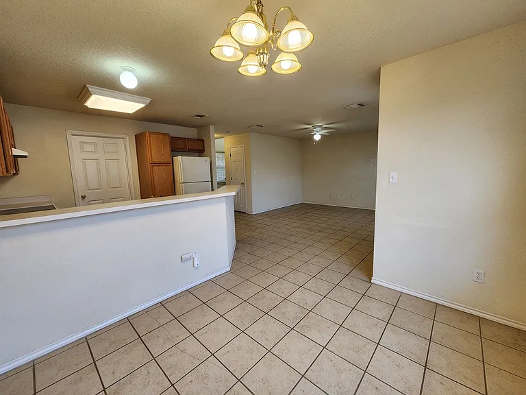 3014 Green Mountain Dr — Photo 8