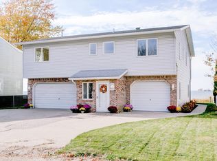 7860 Belle Brae Rd, Fair Haven, MI 48023