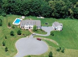 10 Cider Hill Rd, Hampton Falls, NH 03844