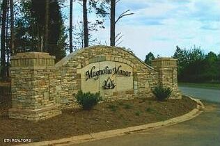 1st image of Charleston Park Dr