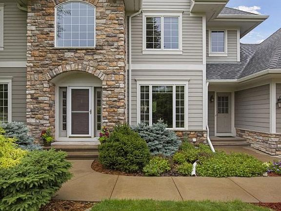 2nd image of 3493 Crestmoor Pt