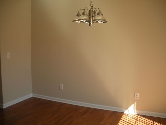 4th image of 2121 S Greenwood Dr APT 700