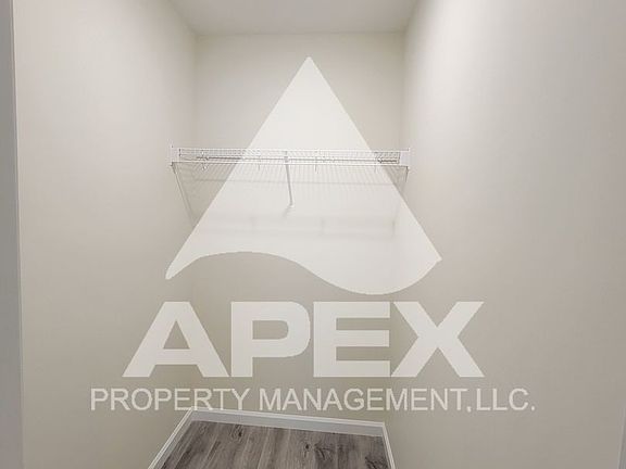 4th image of 5932 Knox Hill Way