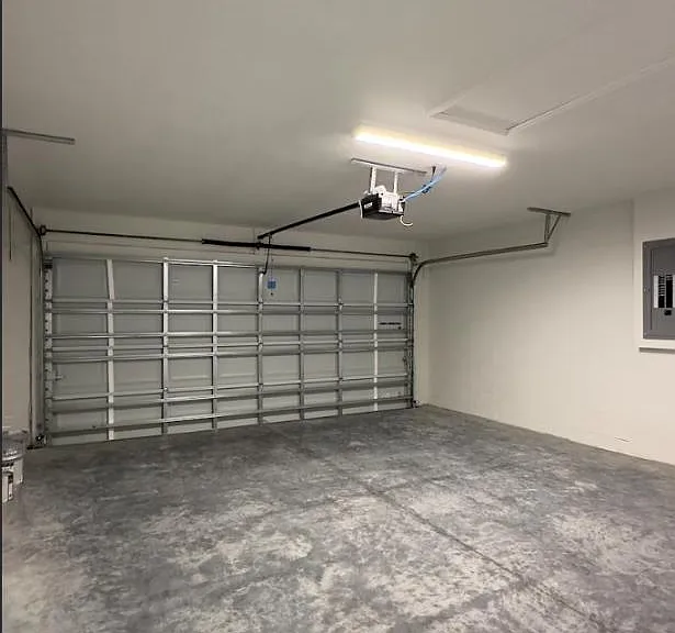 Unit Photo