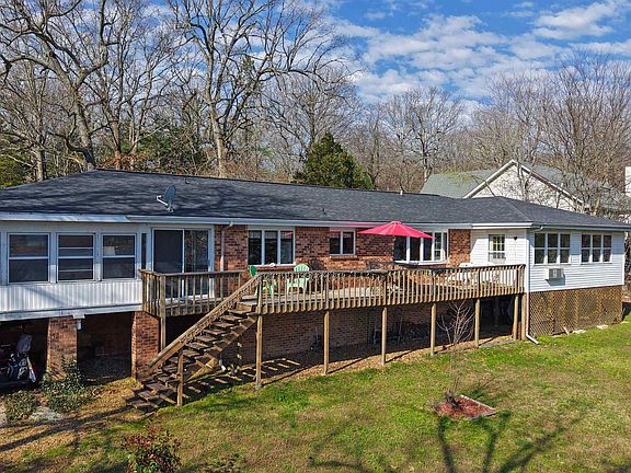 2nd image of 506 Victoria Dr
