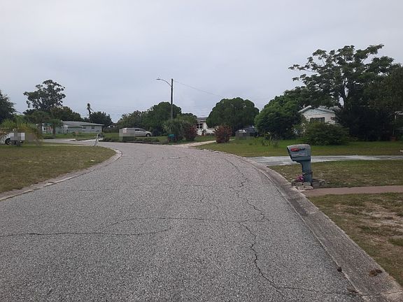5th image of 245 Lakeview Ave