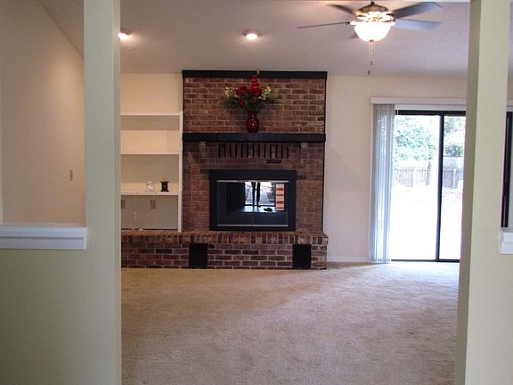 2nd image of 1191 Muirfield Way