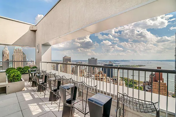 Rented by Nest Seekers International | media 37