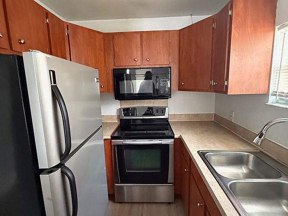 4th image of 312 10th Avenue Dr W #316