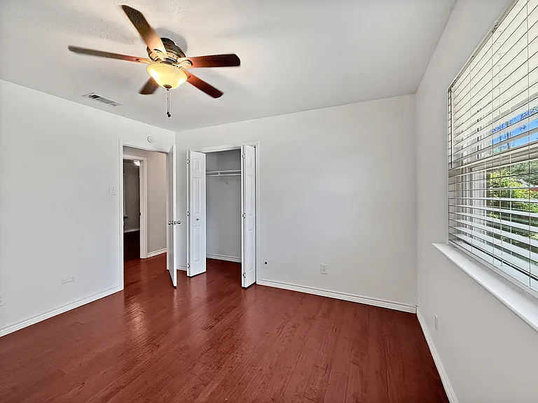6251 Shirley Dr — Photo 20