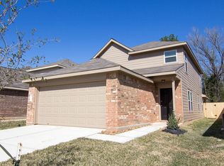 432 Upper Creek Dr, Willis, TX 77378