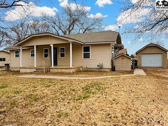 2nd image of 1306 Barnes Lake Rd