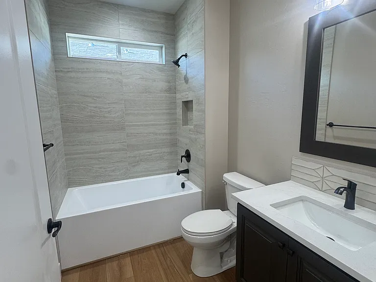 1362 Haizlee Way — Photo 8