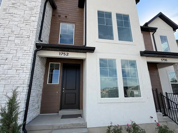 1752 Jadeite Ln, West Valley City, UT
