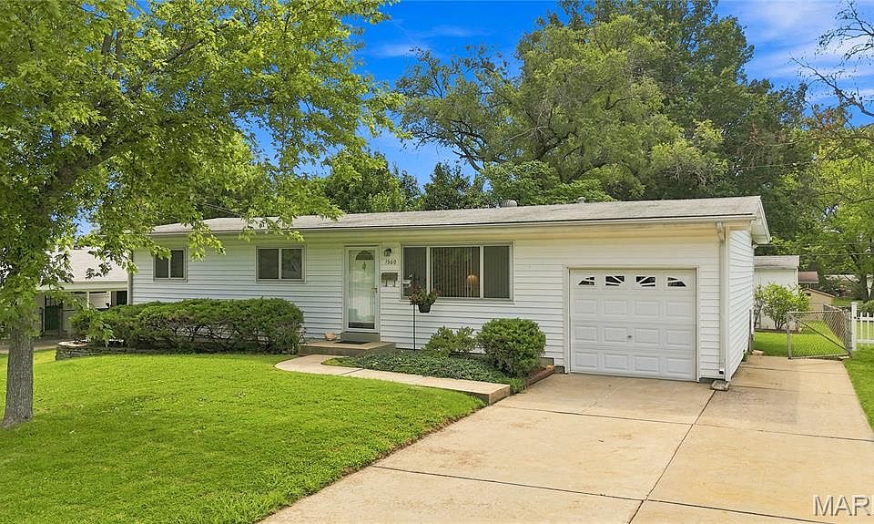 1st image of 1560 Starling Dr