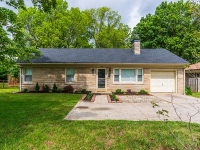 1949 Clays Mill Rd, Lexington, KY, 40503