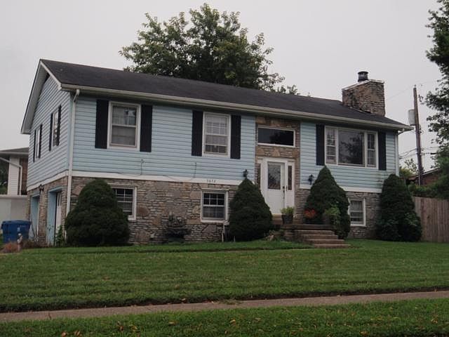1st image of 3872 Hidden Springs Dr