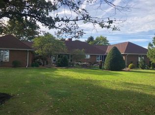 2386 Cr 1400e, Lovington, IL 61937