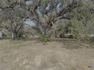 22815 Grand Spg, Elmendorf, TX 78112