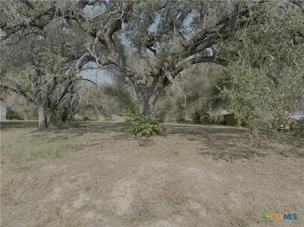 22815 Grand Spg, Elmendorf, TX 78112