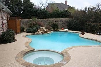 4th image of 4621 Saint Clair Ct