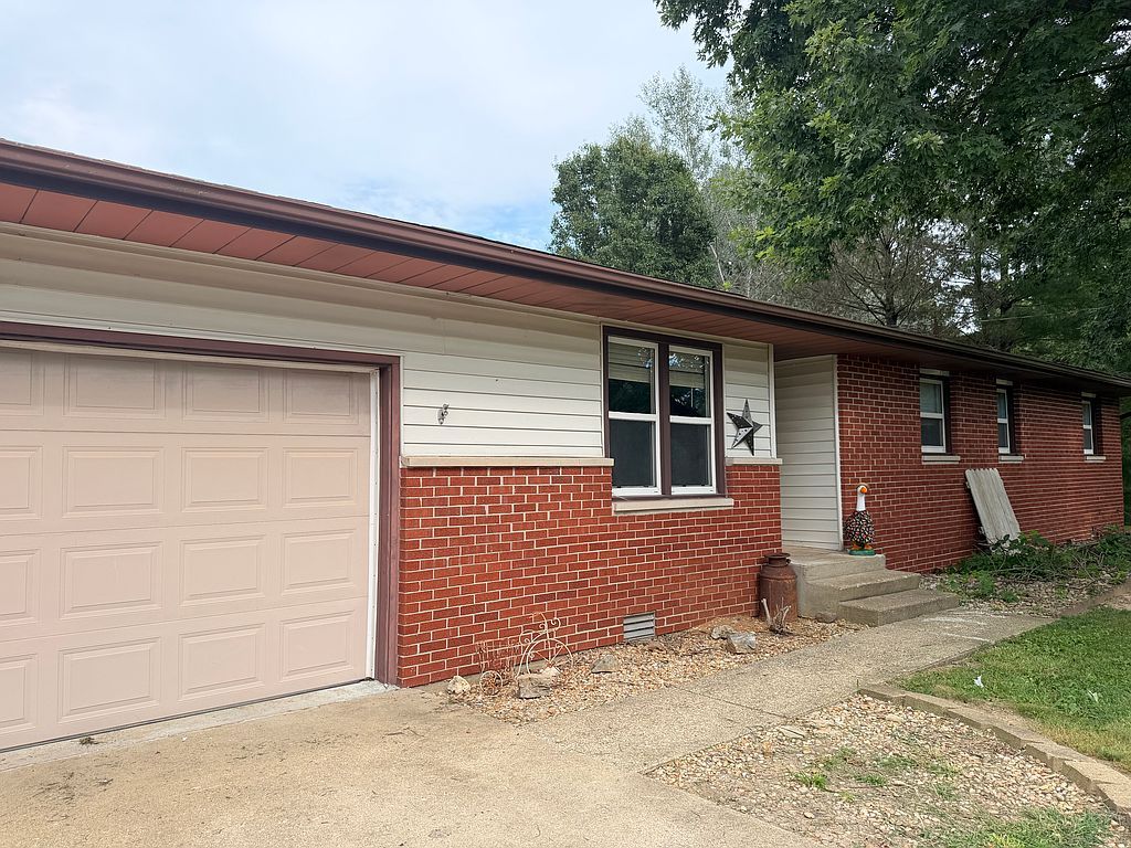17852 N Livingston Rd - Property Image