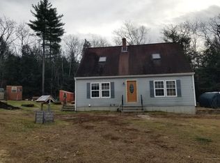 101 Packard Rd, Peru, ME 04290