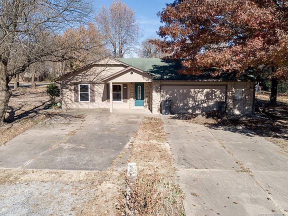 4th image of 10555 E Birch St