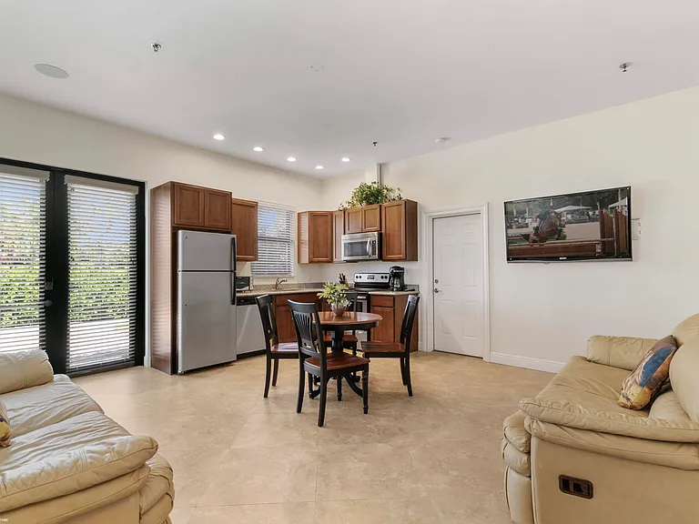 14965 Oatland Ct — Photo 60