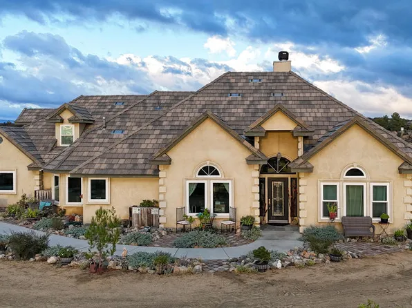 42095 Crazy Horse Canyon Dr, Aguanga, CA 92536