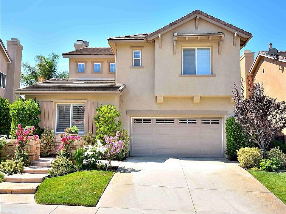 1st image of 27925 Mariposa St