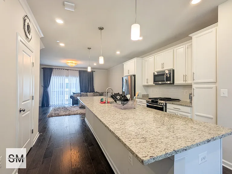 4751 Cherokee St #3 — Photo 9