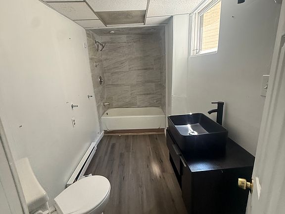 5th image of 178 Belmont St #2