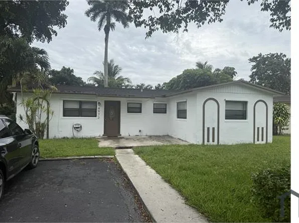 4972 SW 5th Ct, Pompano Beach, FL 33068