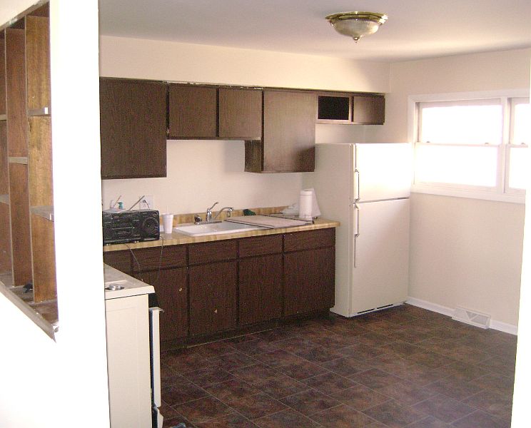 1st image of 21548 Peterson Ave