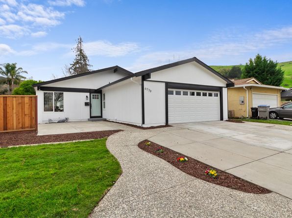 6779 Endmoor Dr