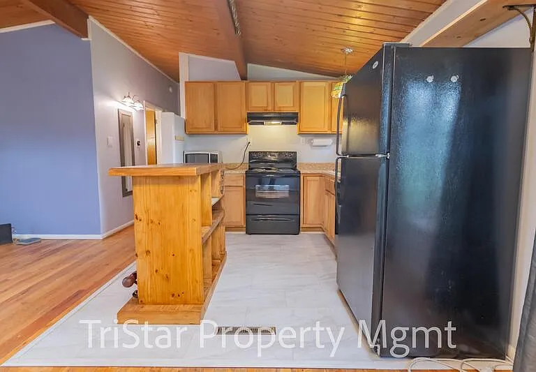 3212 Illinois Ave — Photo 7