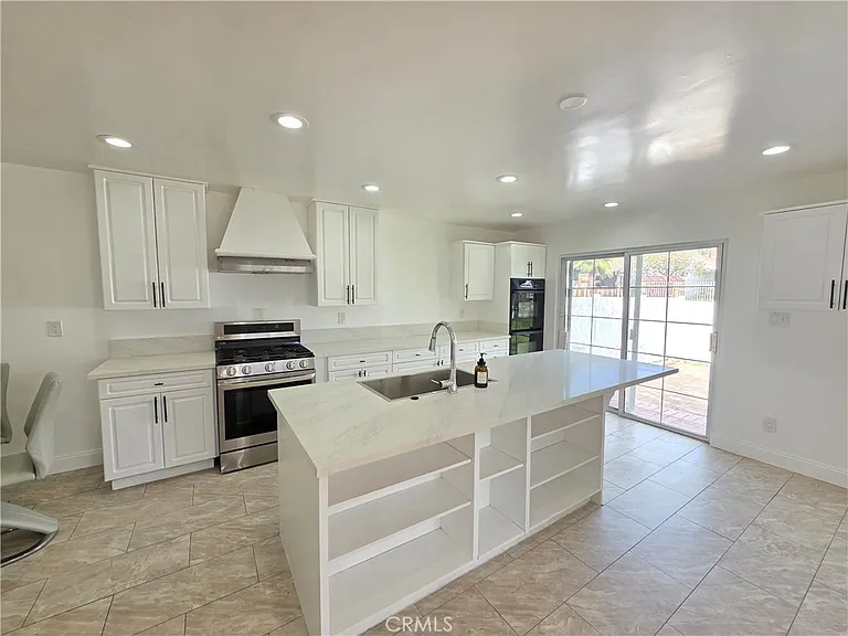 13501 Egbert St — Photo 4