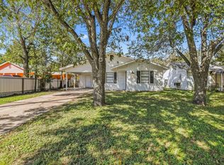 612 Woodard Ave, Cleburne, TX 76033