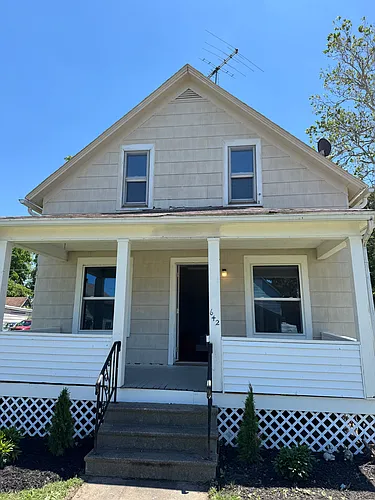 642 F St Photo 1