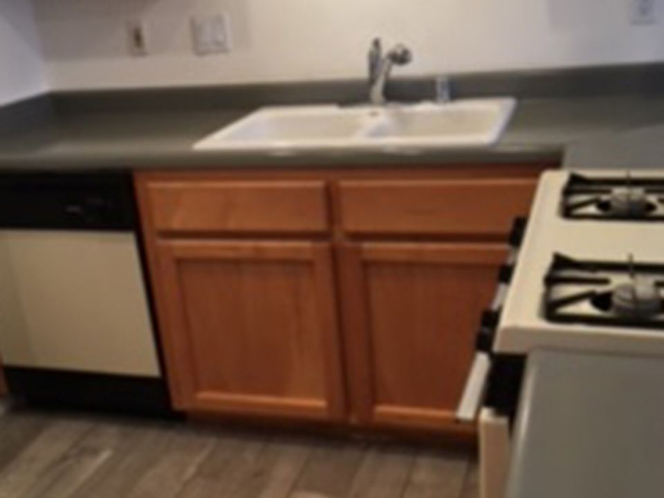 2nd image of 1606 Spooner Dr