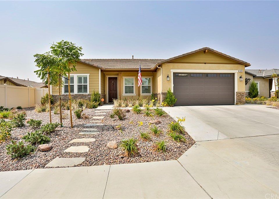 1st image of 14325 Begonia Ln
