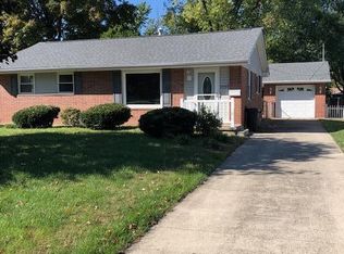 1057 Lynwood Ave, Circleville, OH 43113