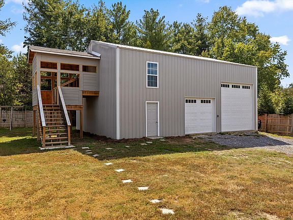 3rd image of 7720 Lynnle Way