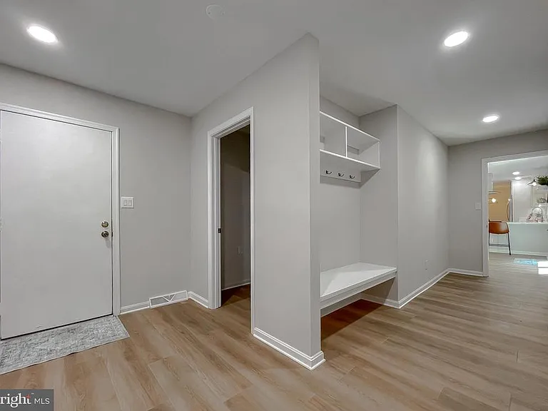 22373 Enoch Rd — Photo 31