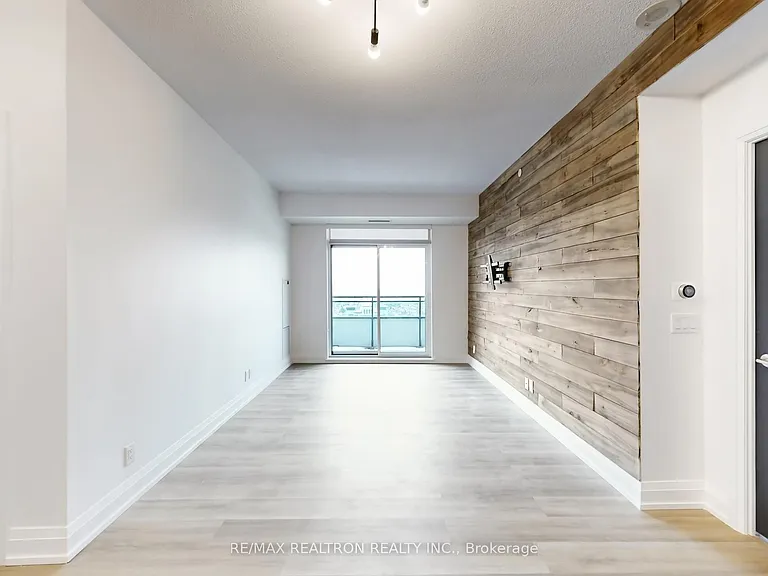 7890 Bathurst St #2505 — Photo 10